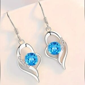 Elegant Love Heart Zircon Drop Dangle Earrings 18K Gold Plated.